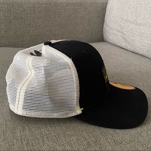 Carhartt SnapBack, worn once. Without tags.